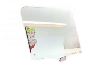 Fereastră dreapta ușă scania 1306260-30 decorată 1 Fereastră dreapta ușă scania 1306260-30 decorată