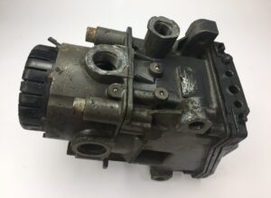 Supapă ebs axă față stânga scania 1499799 / 1405606 / 1423910 1 Supapă ebs axă față stânga scania 1499799 / 1405606 / 1423910