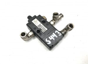 Valvă solenoid scania 03041302-12 1 Valvă solenoid scania 03041302-12