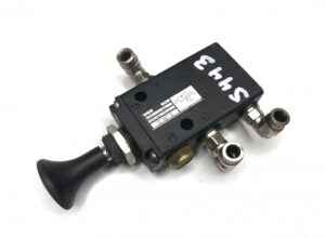 Valvă de control pneumatic scania 03062702-11 1 Valvă de control pneumatic scania 03062702-11