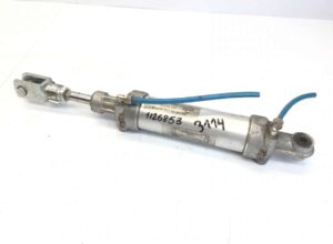 Cilindru hidraulic deschidere ușă volvo 1126853 3114 1 Cilindru hidraulic deschidere ușă volvo 1126853 3114