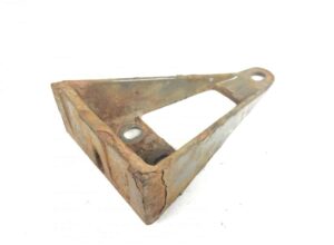 Suport metalic din cadru pentru volvo, cod 1626863-13 1 Suport metalic din cadru pentru volvo, cod 1626863-13