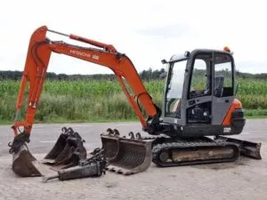 Piese de schimb pentru miniexcavator hitachi – diverse anexe și componente