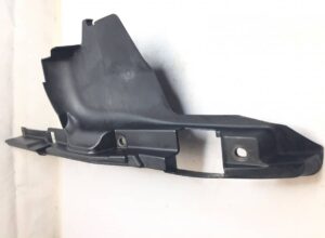 Capac plastic sub parbriz dreapta scania 1385218/1427430