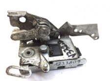 Încuietoare Ușă Dreapta Volvo Cod 1233809