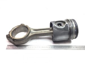 Set piston și biela pentru volvo 8148030, 20584675, 21057449, 20411280, 20485939 1 Set piston și biela pentru volvo 8148030, 20584675, 21057449, 20411280, 20485939