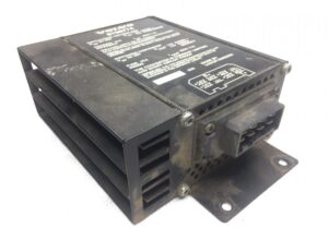 Convertor de tensiune volvo 20427985 / 8156774 / 20455097 / 20716980 / 20555710 / 1080068 / 85111606 / 3963539 1 Convertor de tensiune volvo 20427985 / 8156774 / 20455097 / 20716980 / 20555710 / 1080068 / 85111606 / 3963539