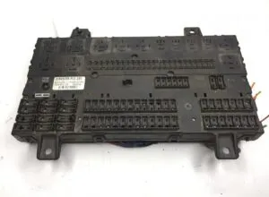 Panou de siguranțe volvo 20568055 p03 24v