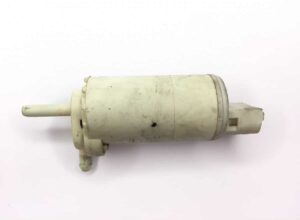 Pompa de spălare parbriz scania 1548504/353546/1722690 albă 1 Pompa de spălare parbriz scania 1548504/353546/1722690 albă