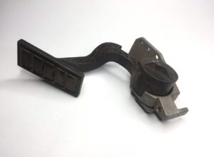 Pedală de accelerație pentru volvo (coduri: 3175130, 3980492, 21116880, 21915486, 82627975, 84557585, 85003998, 85013272, 85013817, 20715967, 20893518, 3985226)