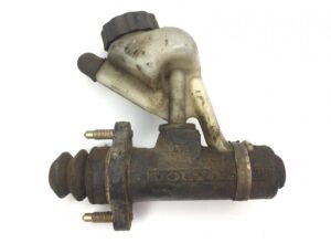 Cilindru principal ambreiaj pentru volvo 1628218 1 Cilindru principal ambreiaj pentru volvo 1628218