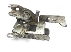 Încuietoare ușă dreapta volvo – coduri 20588326, 21261275, 21505894, 3175724, 24427401, 20922539