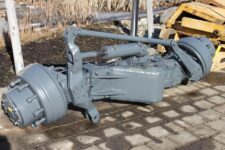 Axa completa pentru Atlas 1602 E