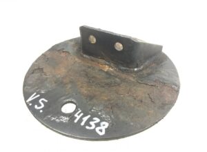 Placă metalică suport arc pneumatic axa motrică dreapta man 8143640-5172 1 Placă metalică suport arc pneumatic axa motrică dreapta man 8143640-5172