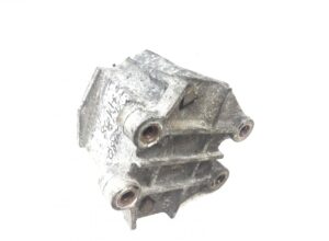 Izolator de vibrații motor față dreapta man - coduri: 81962100571, 81962100577, 81962100562 1 Izolator de vibrații motor față dreapta man – coduri: 81962100571, 81962100577, 81962100562