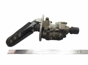 Supapă principală de frână cu pedală pentru volvo 1698694 1505304 1695946 1 Supapă principală de frână cu pedală pentru volvo 1698694 1505304 1695946