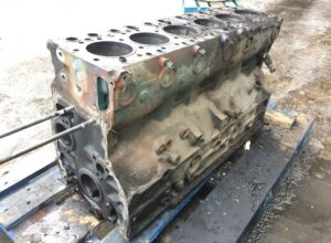 Bloc motor gol pentru camion volvo d6b fl420990 1 Bloc motor gol pentru camion volvo d6b fl420990