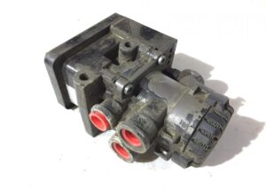 Supapă ebs axa față stânga scania - coduri 1442935, 1754939, 1773676, 1857012, 1879275 1 Supapă ebs axa față stânga scania – coduri 1442935, 1754939, 1773676, 1857012, 1879275
