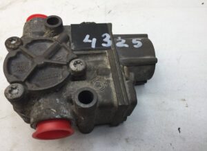 Supapă abs față dreapta pentru renault - cod 4325 1 Supapă abs față dreapta pentru renault – cod 4325
