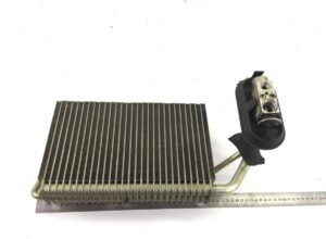 Radiator încălzire cabină daf 1690708 1660331 1 Radiator încălzire cabină daf 1690708 1660331
