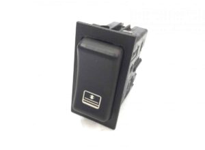 Comutator renault pentru geamuri electrice 5010231913 1 Comutator renault pentru geamuri electrice 5010231913