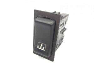 Comutator renault 5010231913 pentru îngrijirea parbrizului 1 Comutator renault 5010231913 pentru îngrijirea parbrizului