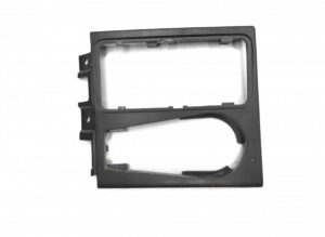 Capac din plastic pentru bord auto volvo, cod 21613145-3175581-13 1 Capac din plastic pentru bord auto volvo, cod 21613145-3175581-13