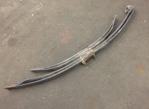 Arc lamelar dreapta axa motrică ford 1 Arc lamelar dreapta axa motrică ford