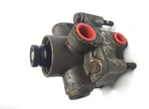 Supapă de accelerație a frânei daf – piese auto 3173150, 85003978, 1082666, 3173824, 42125234, 41031426, 1340470, 1505410, 1238474, 1238501, 1342511, 1313871, 1305026, 1340470r, 1519331-11-13
