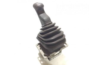 Supapă frână de mână scania - coduri oem 1408332, 1408333, 1506757, 1935577, 570862-13 1 Supapă frână de mână scania – coduri oem 1408332, 1408333, 1506757, 1935577, 570862-13