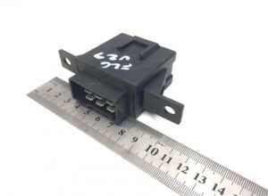 Releu motor ștergător parbriz volvo 1622107/1619944/1594173 1 Releu motor ștergător parbriz volvo 1622107/1619944/1594173