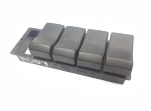 Comutatoare electrice pentru renault - 4 butoane negre, cod 5010232158 1 Comutatoare electrice pentru renault – 4 butoane negre, cod 5010232158