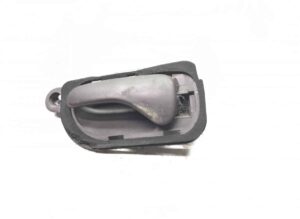 Mâner interior ușă stânga renault 5010353533 7700816564 5010225939 1 Mâner interior ușă stânga renault 5010353533 7700816564 5010225939