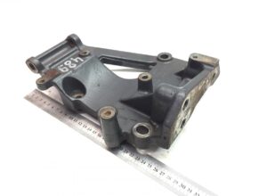 Suport alternator renault cod 20922883 / 22026927 / 20502985 / 7420922883 1 Suport alternator renault cod 20922883 / 22026927 / 20502985 / 7420922883
