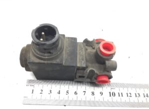 Valvă solenoid scania 1376794/2038655 1 Valvă solenoid scania 1376794/2038655