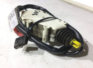 Motor închidere centralizată stânga scania - coduri: 1751008, 1346455, 1889273, 1889272, 1889271 1 Motor închidere centralizată stânga scania – coduri: 1751008, 1346455, 1889273, 1889272, 1889271
