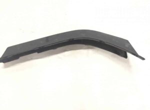 Capac plastic între cabină și apărător noroi față dreapta scania