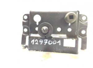 Blocare grilă dreapta mercedes cod 1297601 1 Blocare grilă dreapta mercedes cod 1297601