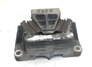 Izolator de vibrații motor față stânga mercedes (coduri: a9412417113, a9412415113, a9412414113, a9412411113)