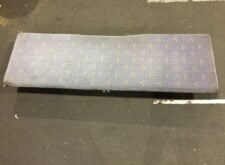 Saltea pat jos, utilizată, cu model geometric albastru