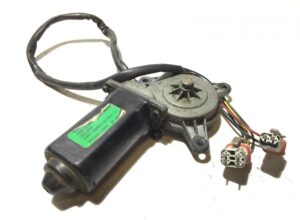 Motor regulator geam stânga man 81286016130/81286016143/812860126126/81286016113