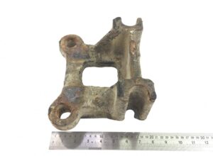 Piesă de reglare arc lamelar axă motor dreapta scania 1766034 1502731