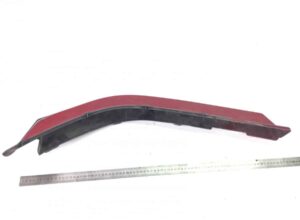 Capac plastic între cabină și apărător noroi față stânga roșu scania