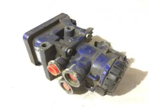 Supapă ebs axă față dreapta scania – 1442935, 1754939, 1773676, 1857012, 1879275
