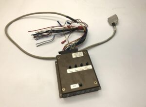 Amplificator audio volvo pa1a-17 cu conectori și cabluri