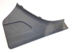 Capac din plastic pentru spațiul dintre cabină și apărătorul de noroi spate stânga scania 1 Capac din plastic pentru spațiul dintre cabină și apărătorul de noroi spate stânga scania