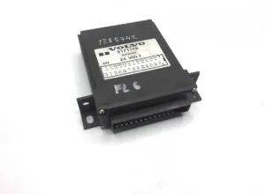 Releu volvo 3171148 24v