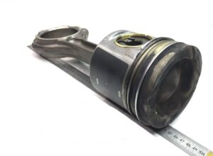 Set piston și biela daf - coduri piese: 1865030, 1861306, 1938868, 1954267 1 Set piston și biela daf – coduri piese: 1865030, 1861306, 1938868, 1954267