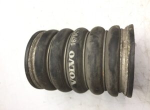Furtun flexibil intercooler volvo 1676491 1 Furtun flexibil intercooler volvo 1676491