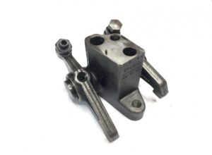 Culbutor daf 1316542 (16) - piesă motor camion 1 Culbutor daf 1316542 (16) – piesă motor camion